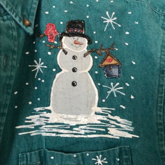 Women’s Christmas Button Up - Picture 4 of 6